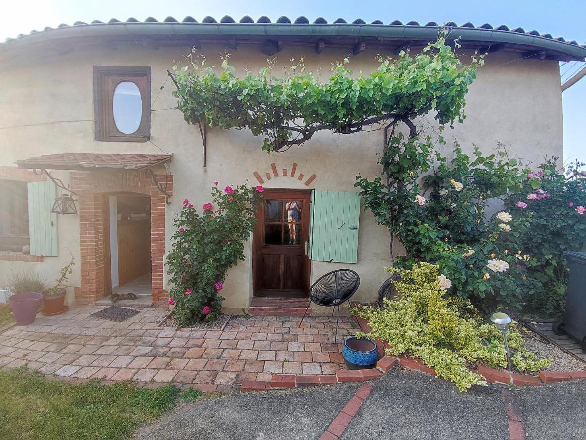 Maison De Campagne Vue Panoramique Rozier-en-Donzy Luaran gambar
